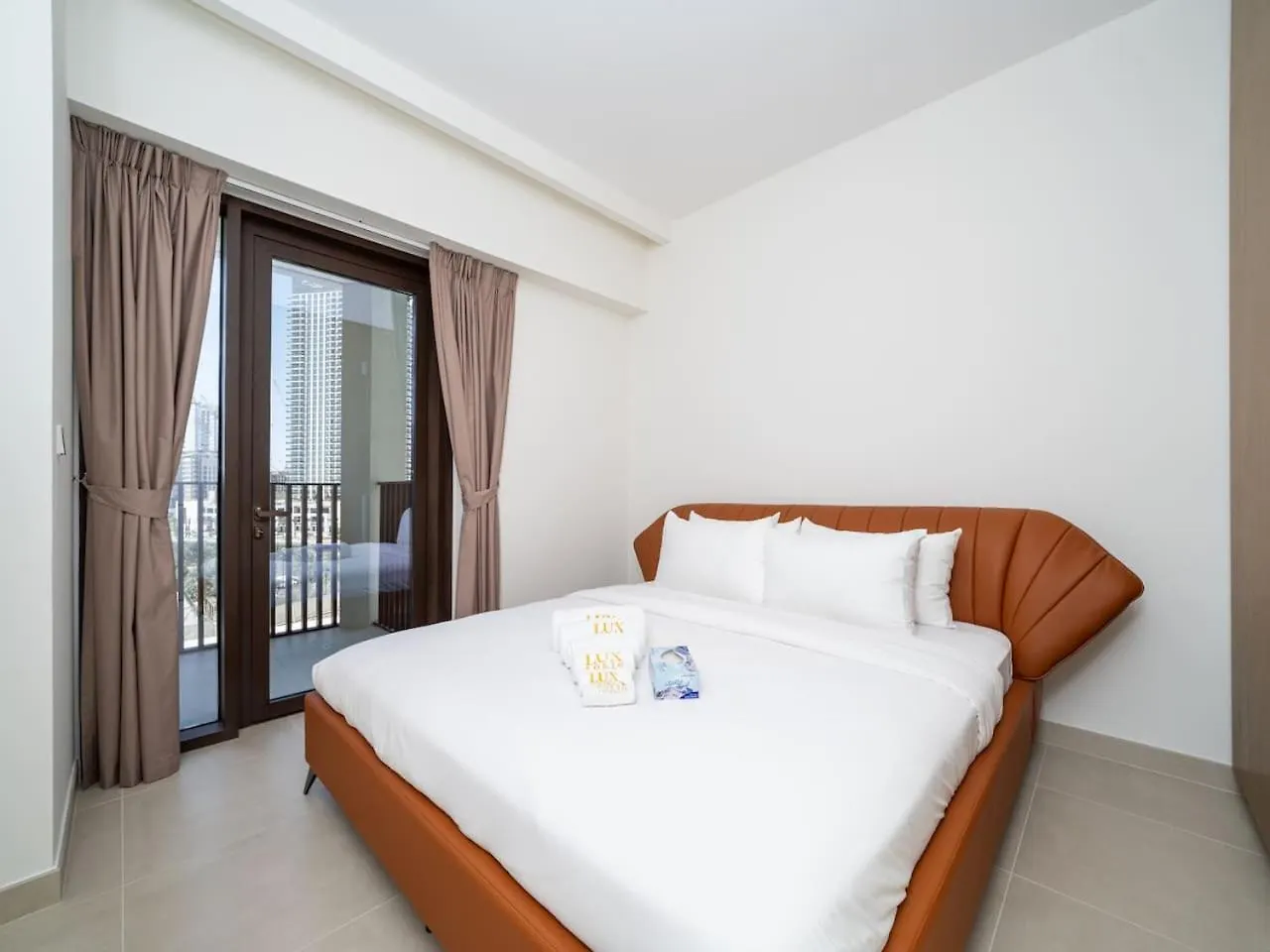 Luxury 2-Bed Retreat With Stunning Creek Views Apartment Dubai United Arab Emirates